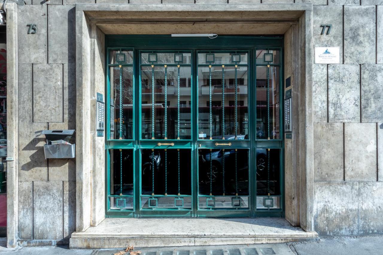 Naima Apartment San Pietro Rome Buitenkant foto